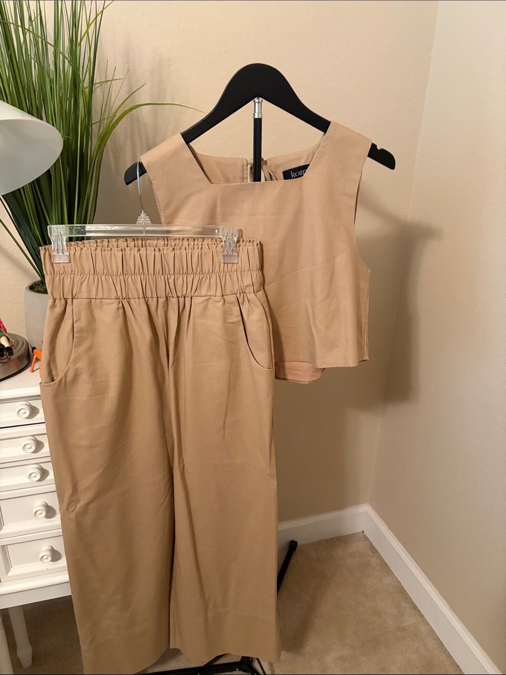 Kourt Tan Sleeveless Crop Top & Wide-Leg Elastic Waist Pants Set